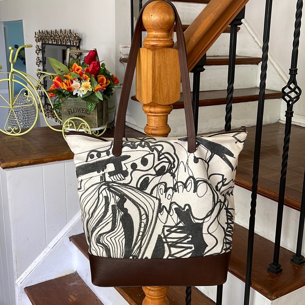 Vida statement leather trimmed bag